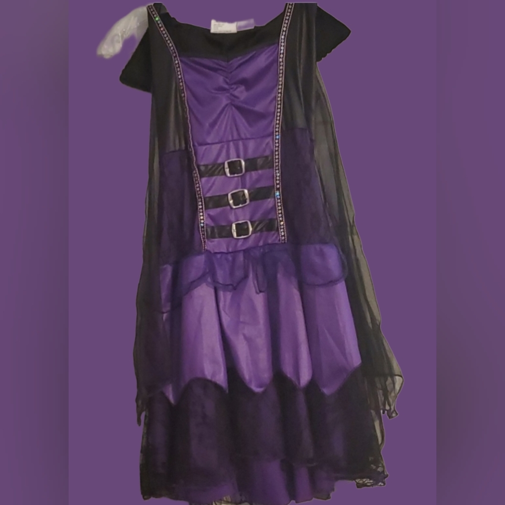 Costume